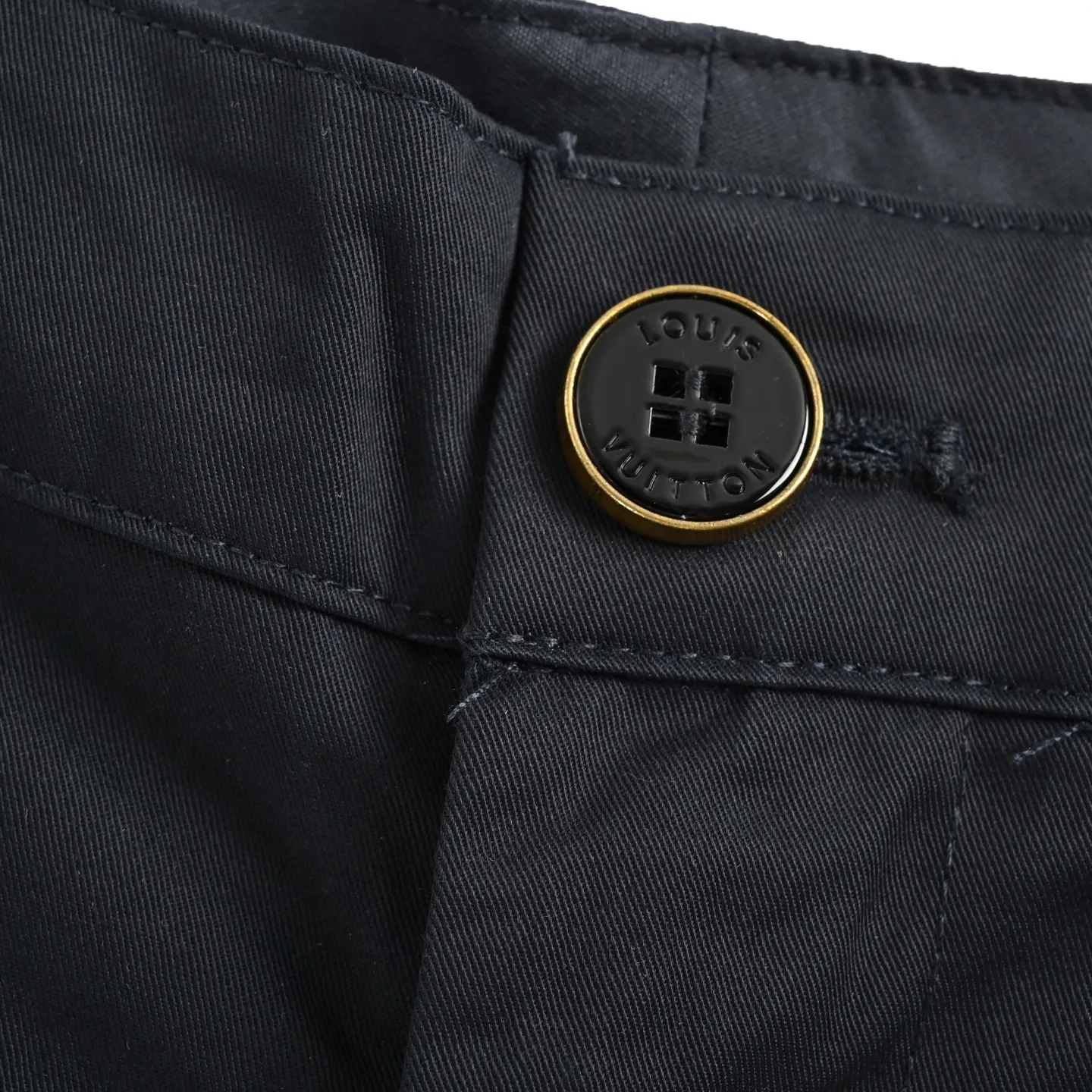 Louis Vuitton/Louis Vuitton 25ss pocket presbyopic embossed cargo shorts